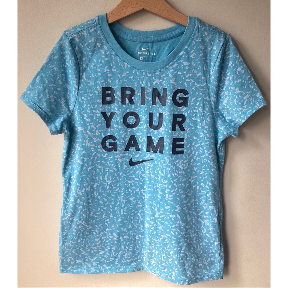 Nike • M • Athletic Cut Dri-Fit Tee
